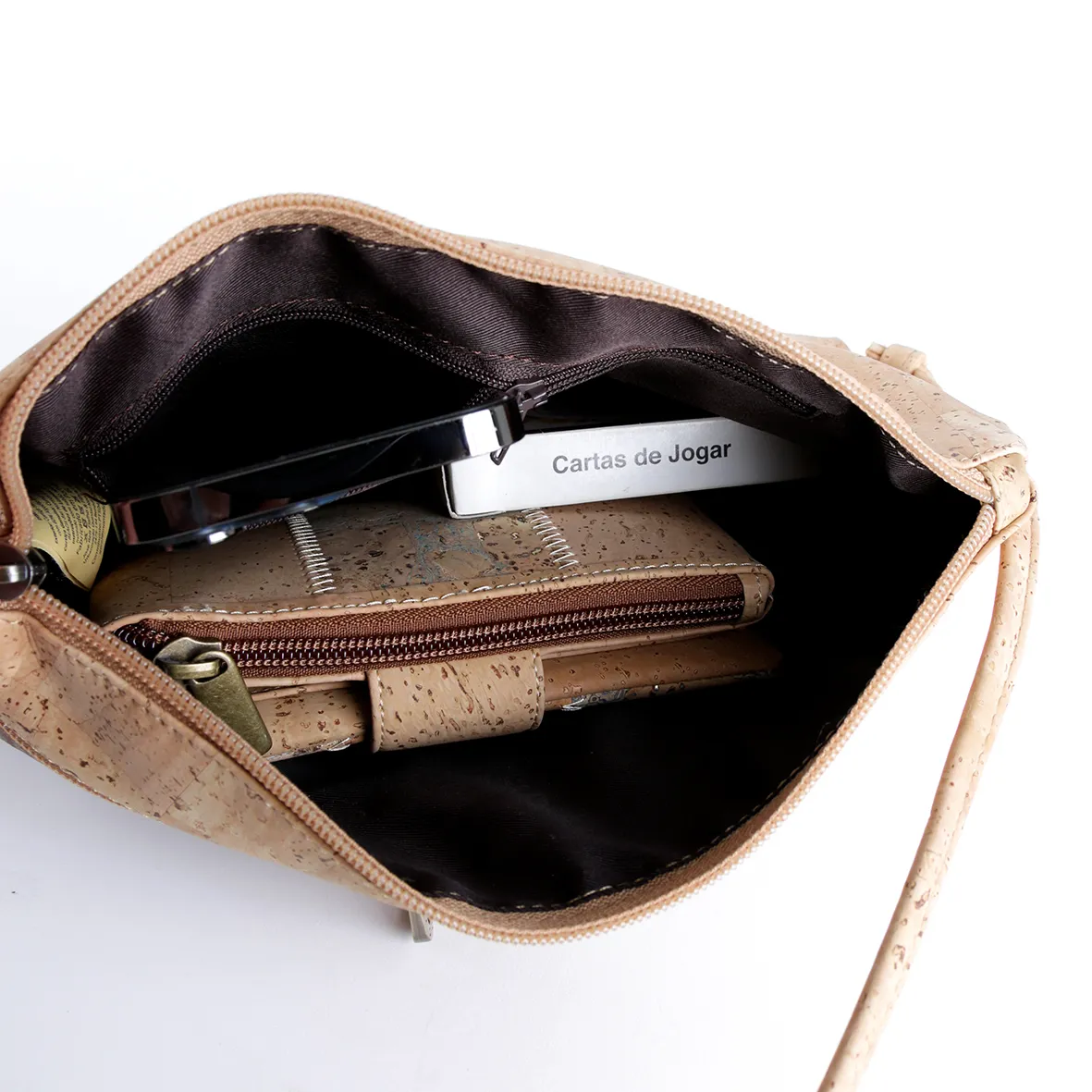 Mala de Tiracolo em Cortiça com Abertura Arredondada