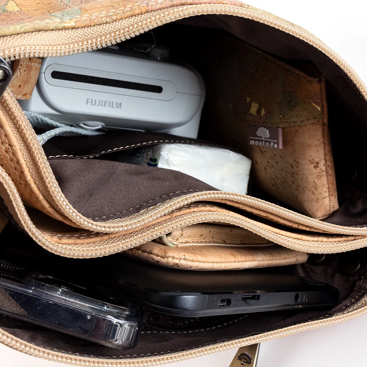 Mala de Tiracolo em Cortiça com Três Compartimentos