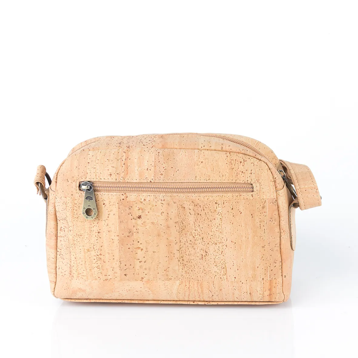 Cork shoulder bag with lots of storage