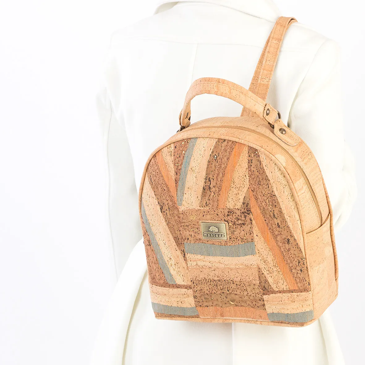 Medium Cork Backpack with Functional Organisation