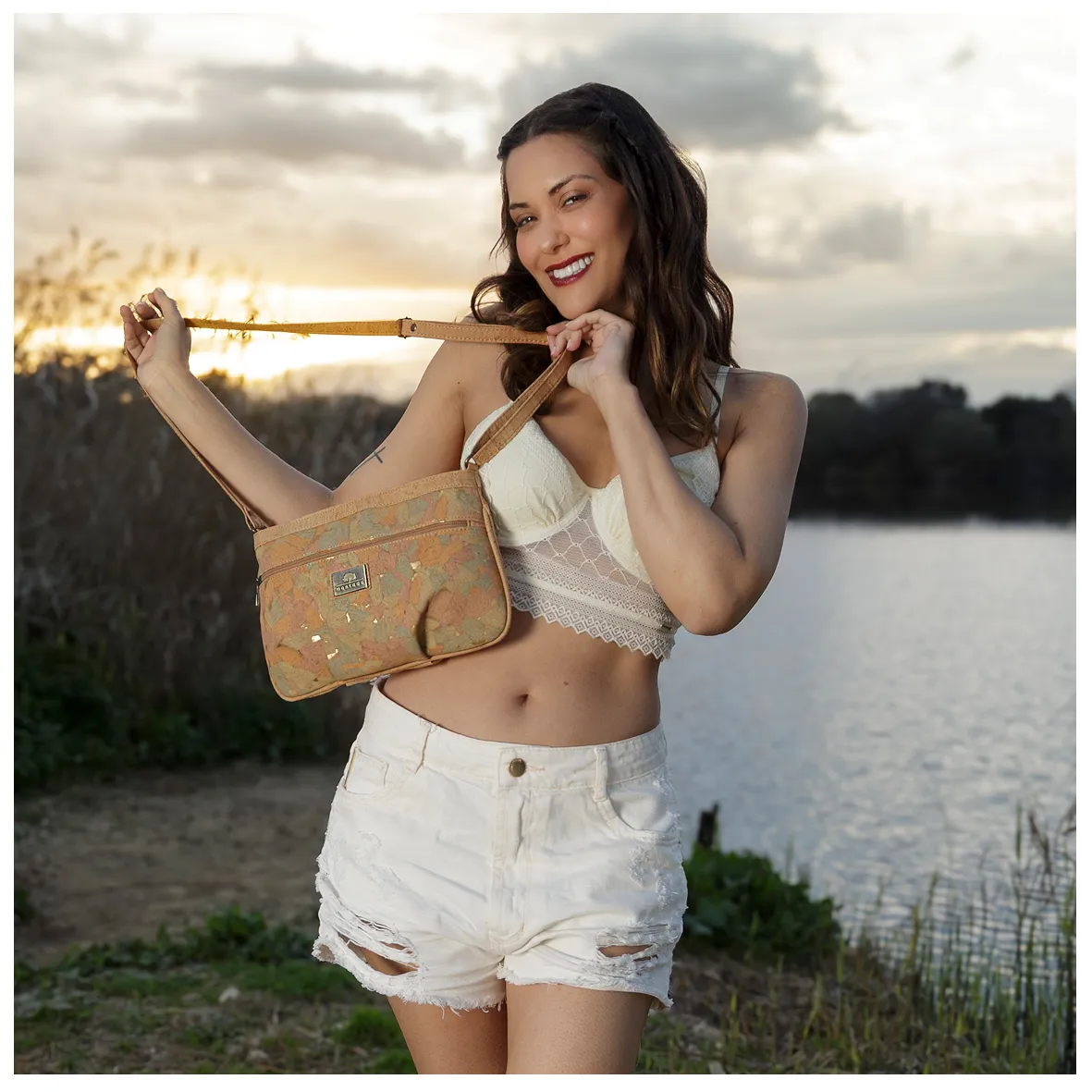 Mala de Tiracolo em Cortiça com Design Distinto