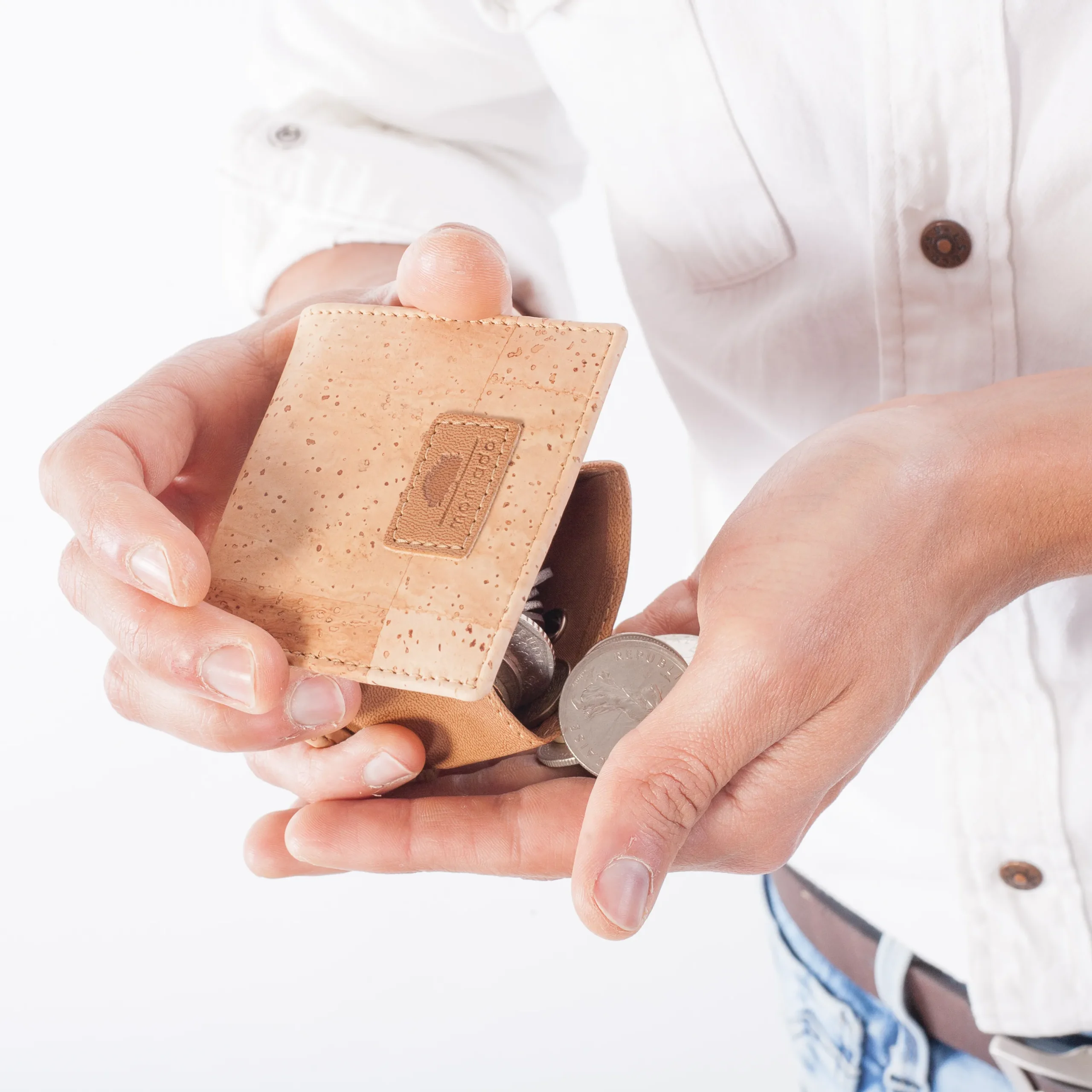 Porta-Moedas Pequeno, Compacto e Dobrável em Cortiça Portuguesa