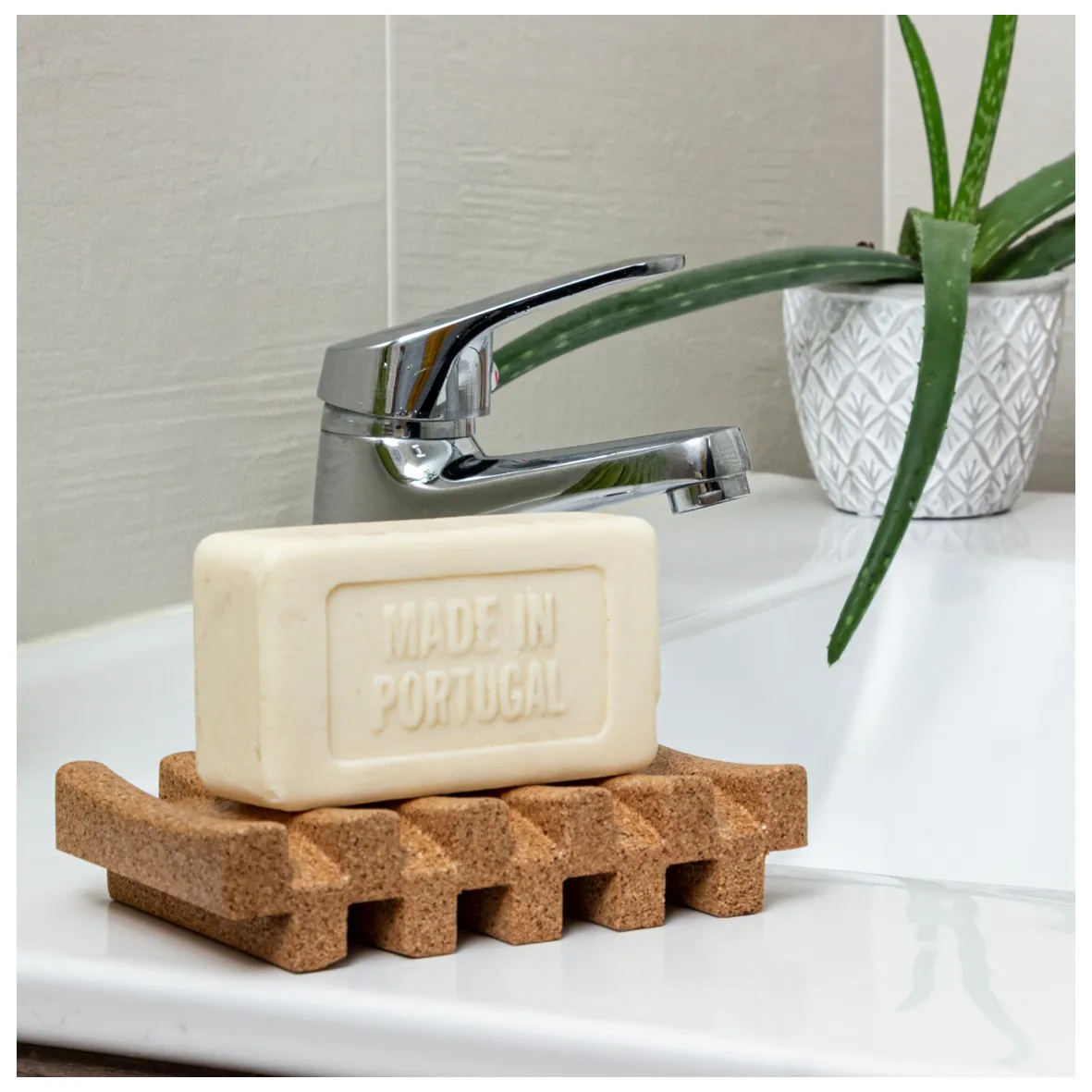 Saboneteira em Cortiça Natural de Design Funcional