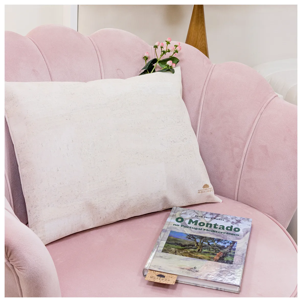 Decorative and Ecological Rectangular Cork Cushion - White