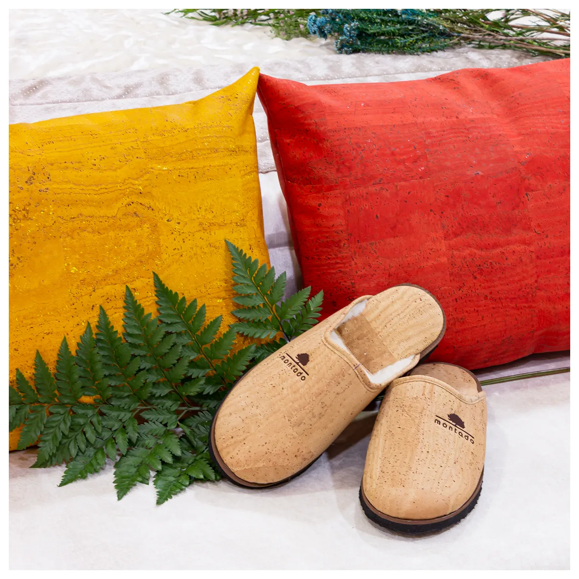 Decorative and Ecological Rectangular Cork Cushion - Red