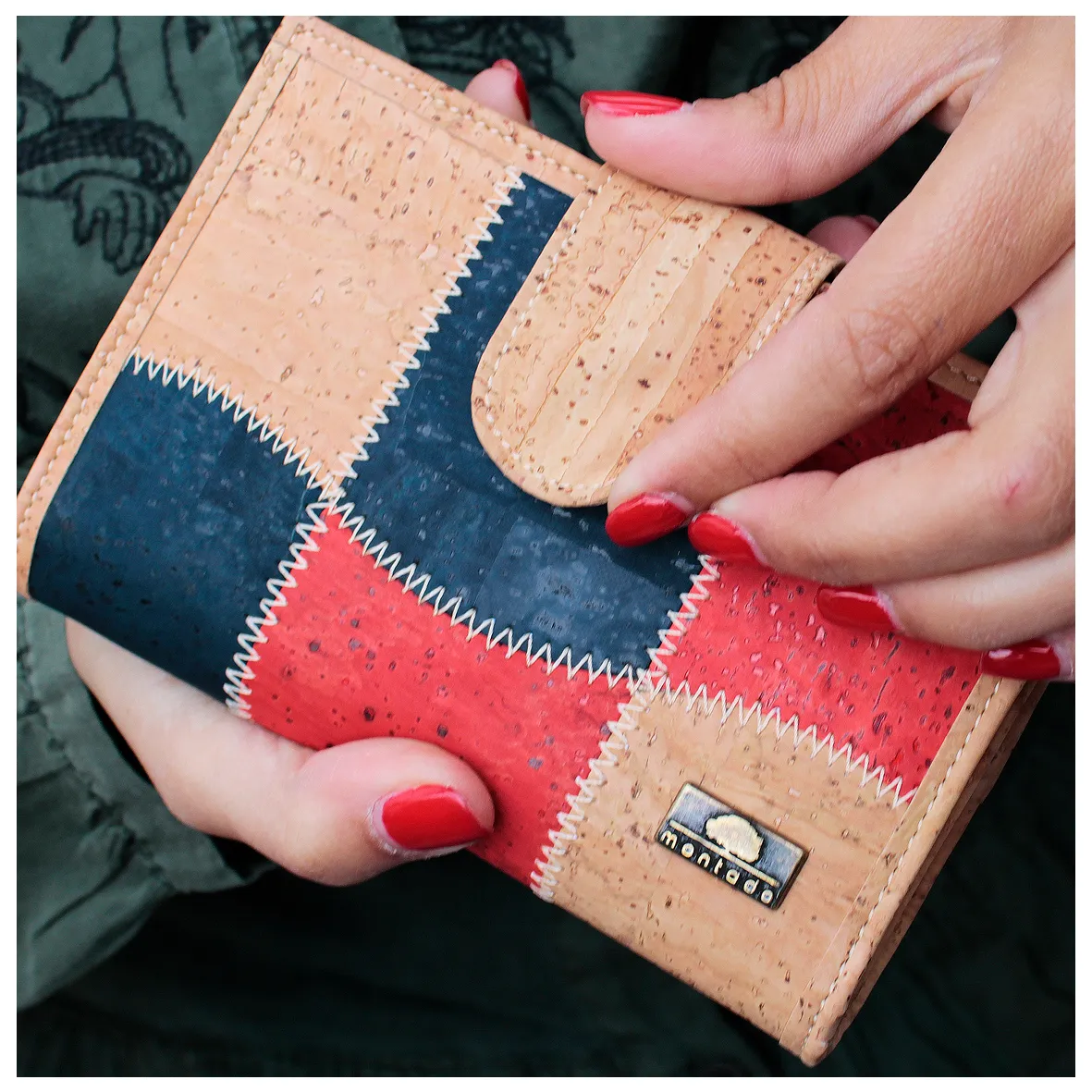Medium, structured cork coin purse with RFID anti-theft protection, patchwork exterior