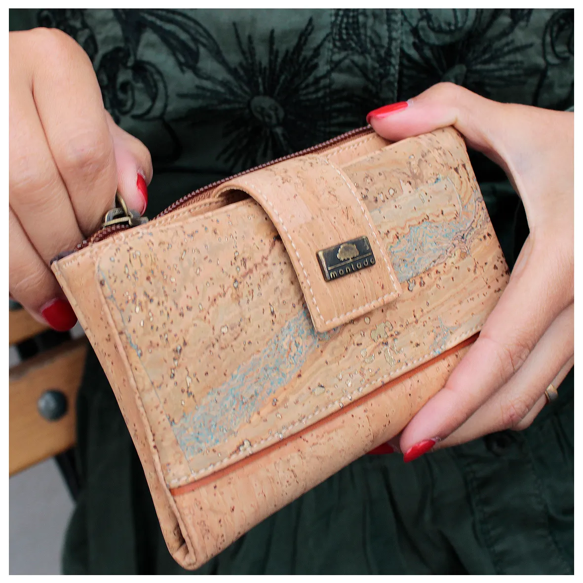 Cork Coin Purse, Flexible Structure, Small Size, with RFID Anti-Theft Protection