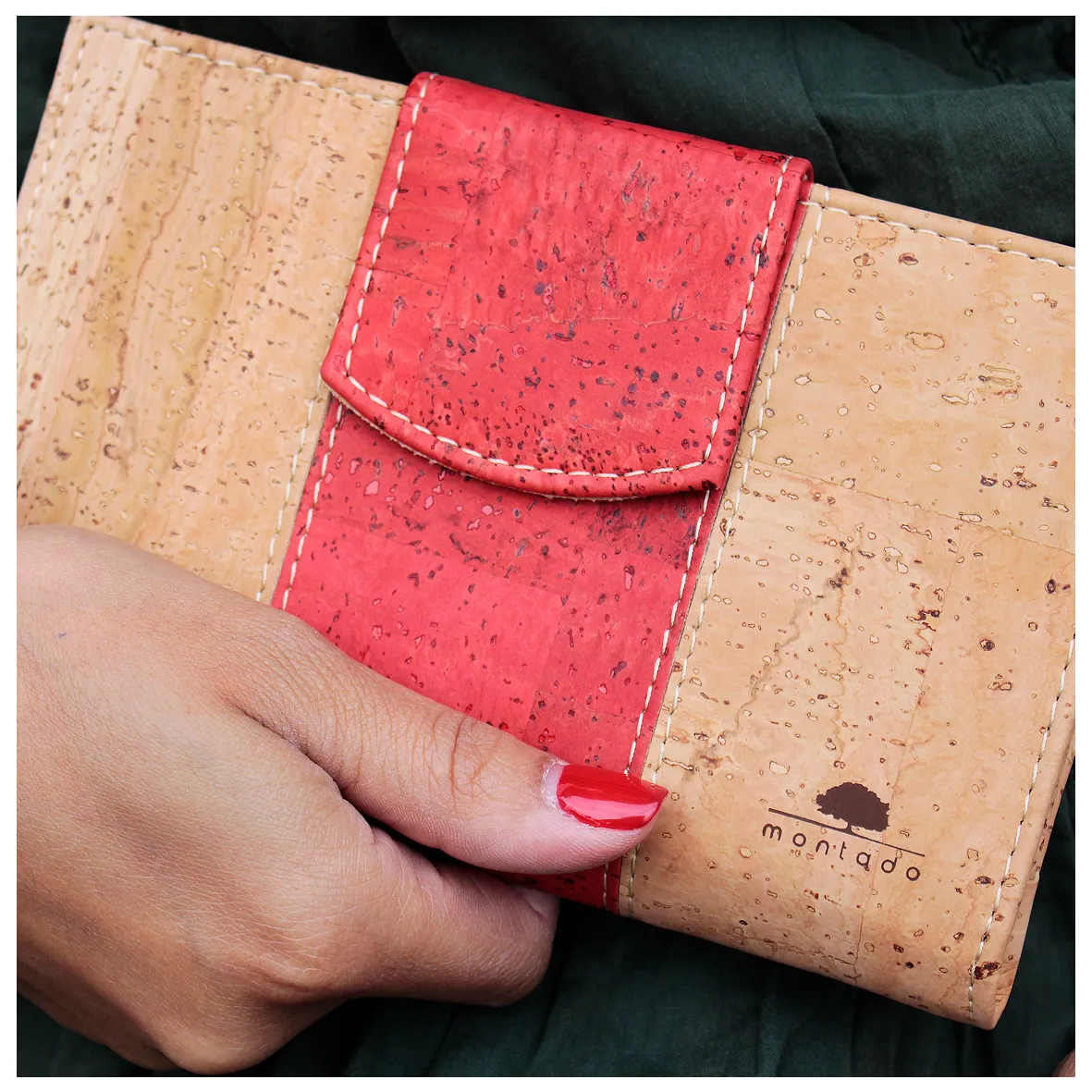 Porta-Moedas Grande, Estruturado e Eco-Friendly, para Senhora em Cortiça com Tecnologia Antirroubo RFID